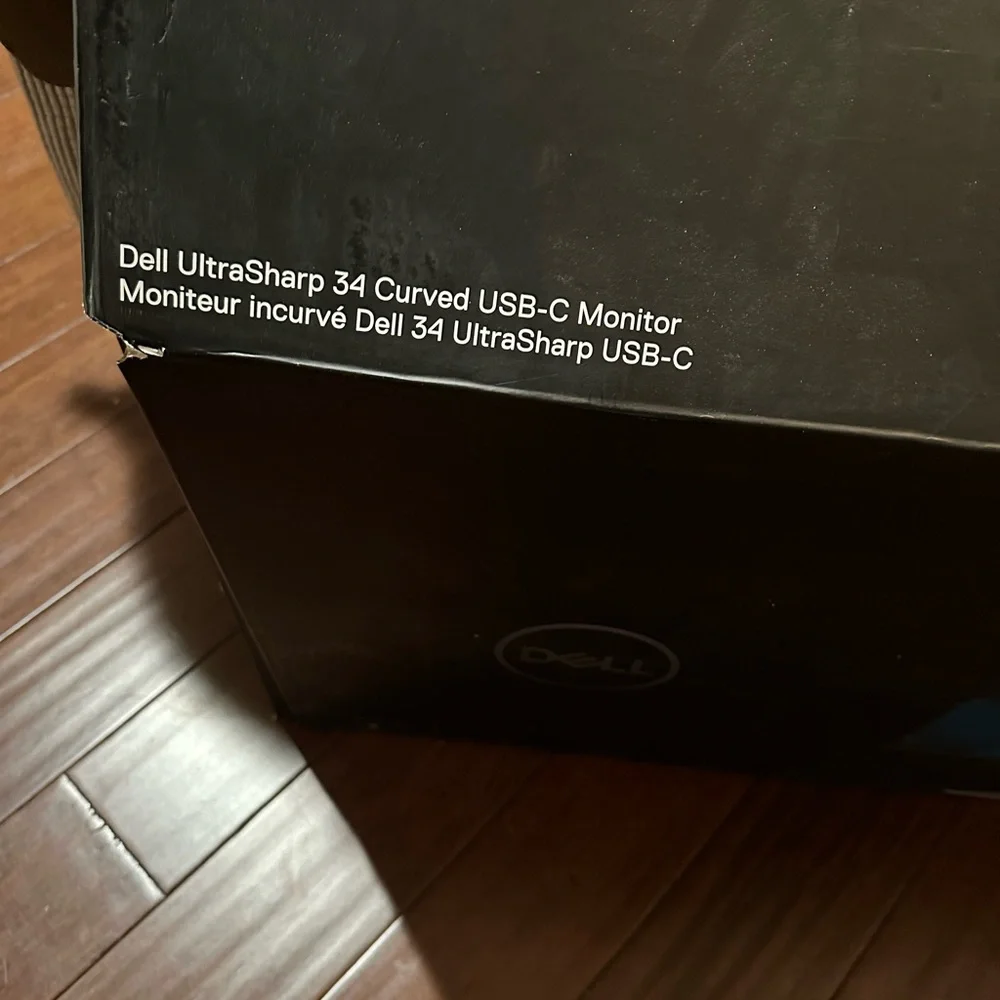 34inch NEW curve monitor still in box